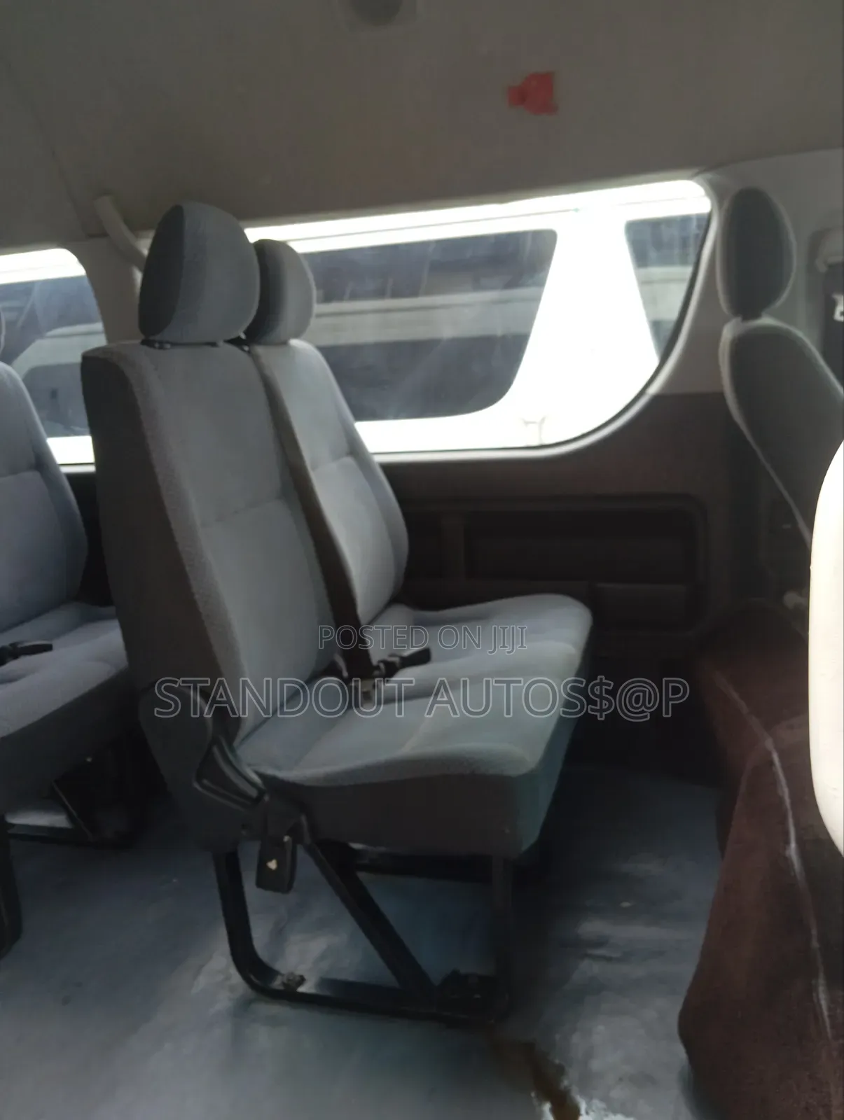 Toyota HiAce 2015 White