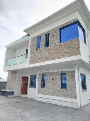 4bdrm Duplex in Badore for rent