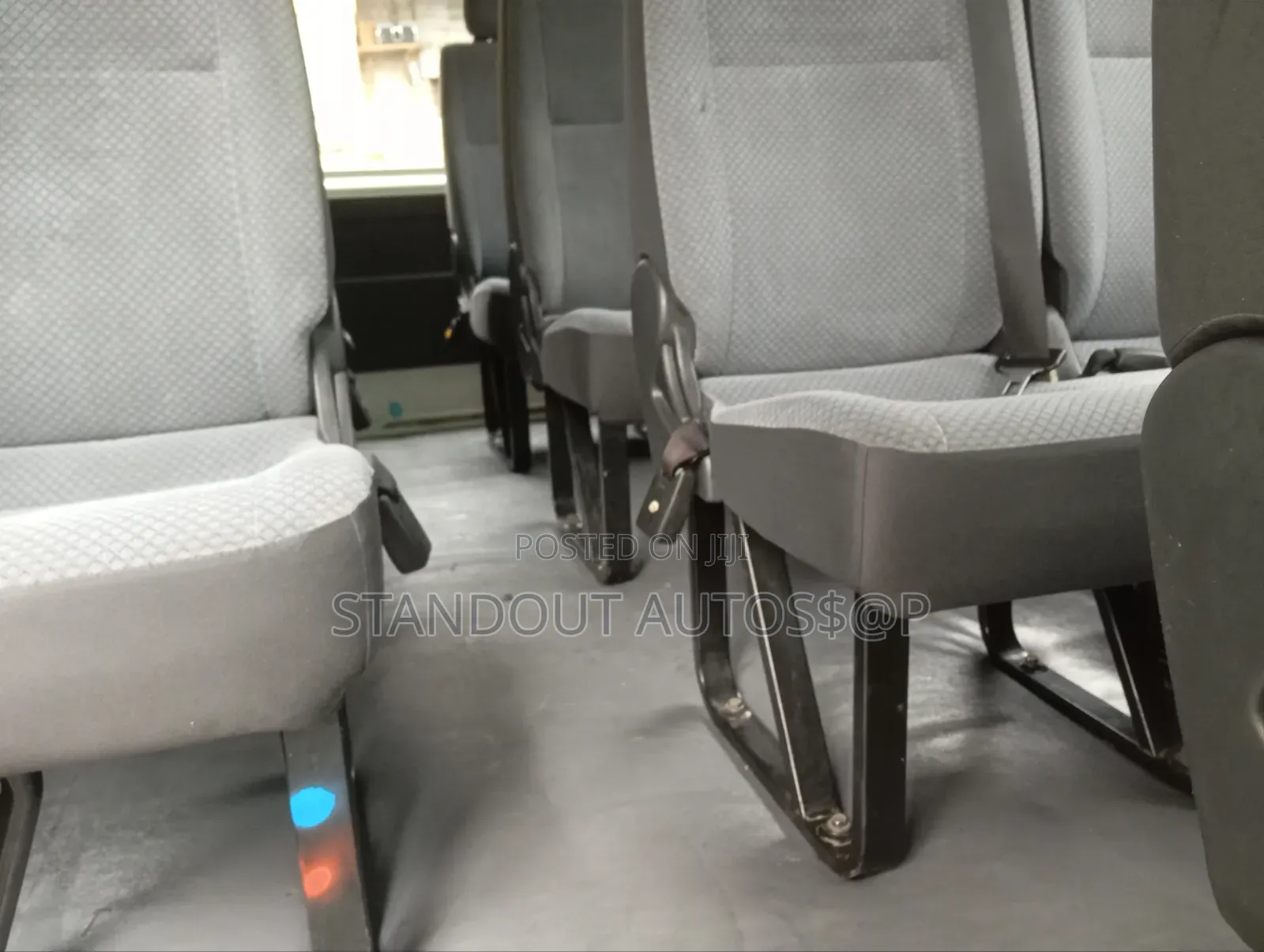 Toyota HiAce 2015 White
