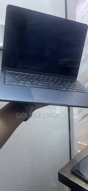 Laptop Apple MacBook Air 2025 M4 16GB Apple M4 SSD 256GB