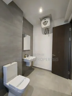 2bdrm Block of Flats in Lekki 1 for rent