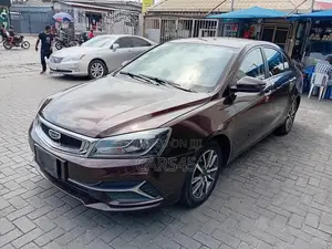 Geely Emgrand X7 2021 Brown