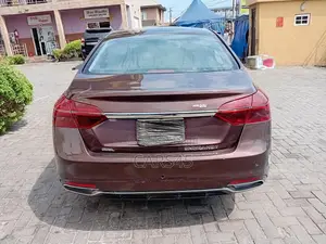 Geely Emgrand X7 2021 Brown