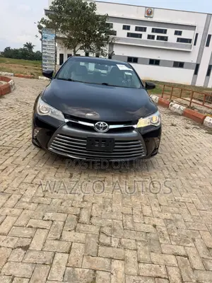 Toyota Camry 2016 Black