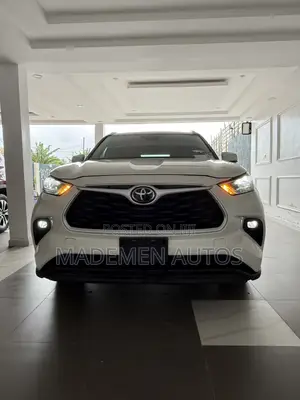 Toyota Highlander XLE 2021 White
