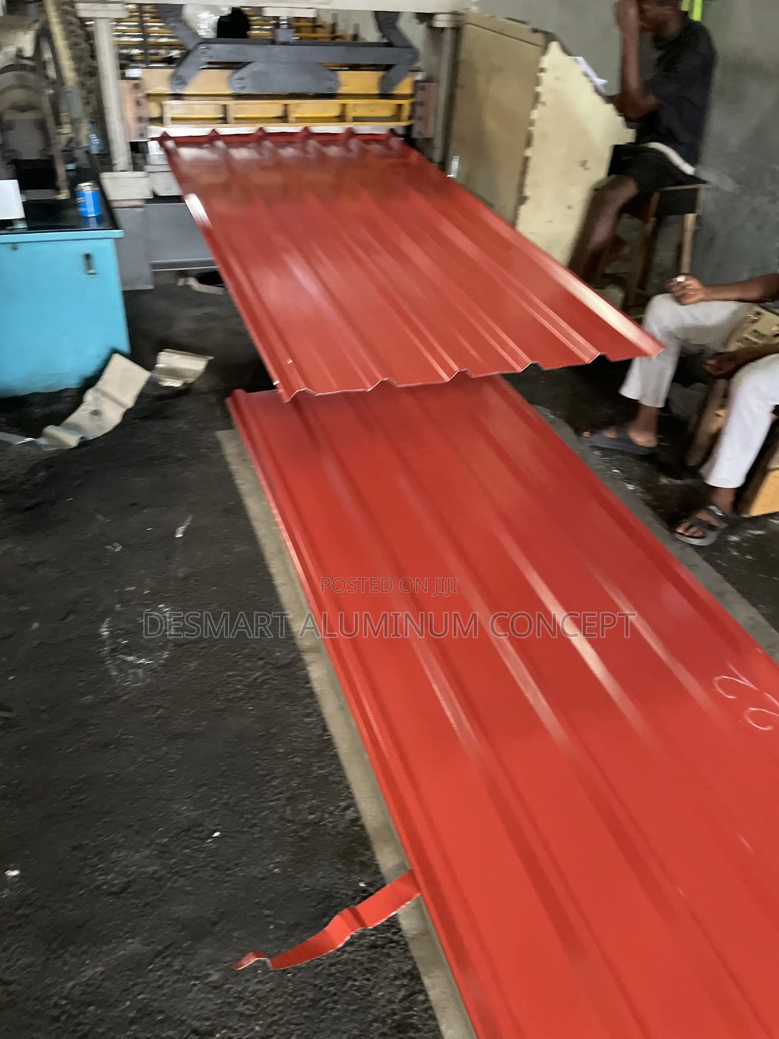 . Desmart: Smart Materials. Smarter Roofs.