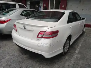 Toyota Camry 2010 White