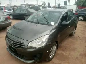 Mitsubishi Attrage 2013 Beige