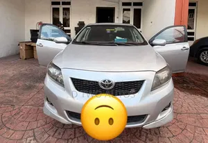 Toyota Corolla 2010 Silver