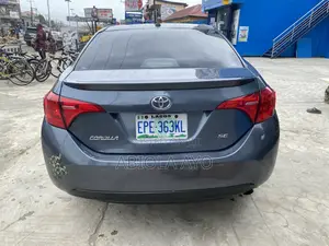 Toyota Corolla 2017 Gray
