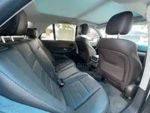 Mercedes-Benz GLC-Class 2019 White