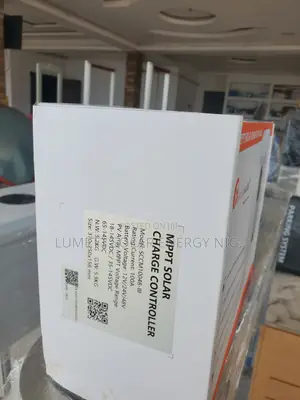 Felicity Solar SCCM10048-111 100A MPPT Controller