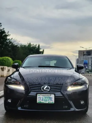 Lexus IS 2017 Black