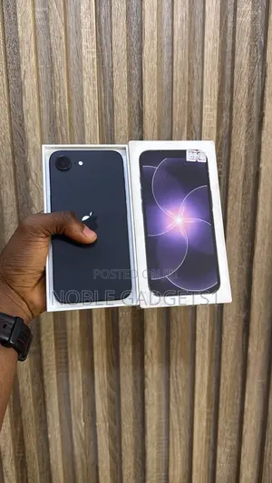 New Apple iPhone 17e 256 GB Black