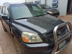 Honda Pilot 2005 Gray