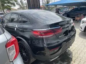 New Mercedes-Benz GLC-Class GLC 300 4MATIC AWD 2023 Black