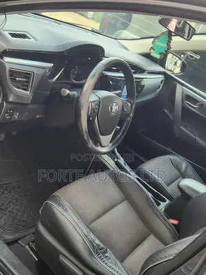 Toyota Corolla S 4dr Sedan (1.8L 4cyl CVT) 2014 Gray