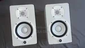 Yamaha HS50M 5-Inch Powered Studio Monitors