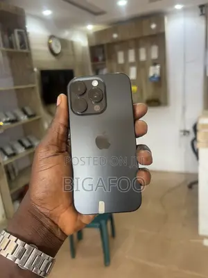 Apple iPhone 16 Pro 128 GB Black