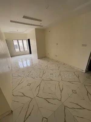 3bdrm Apartment in Paradise Estate, Life Camp for rent