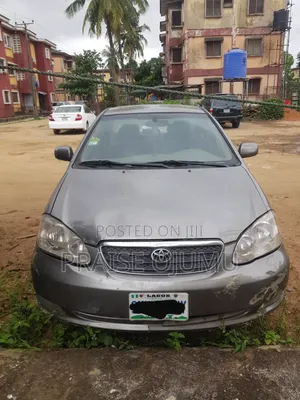 Toyota Corolla 2005 Gray