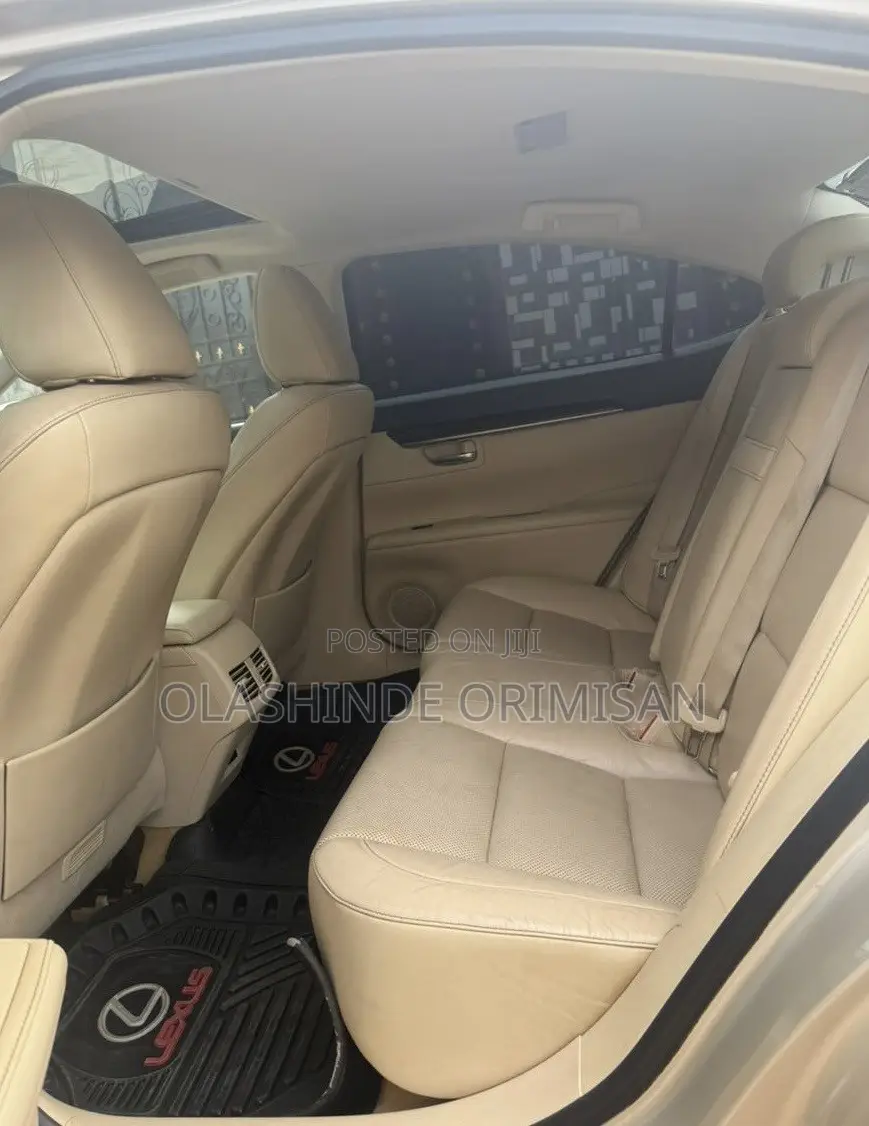 Lexus ES 2013 Gold