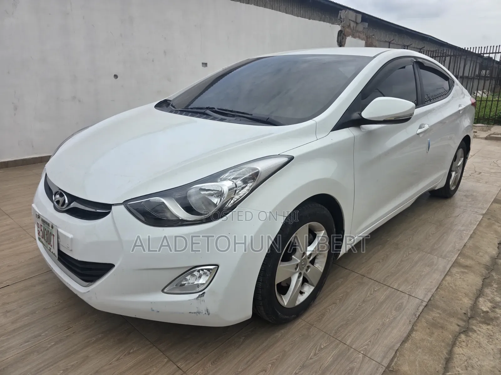Hyundai Elantra 2010 Silver
