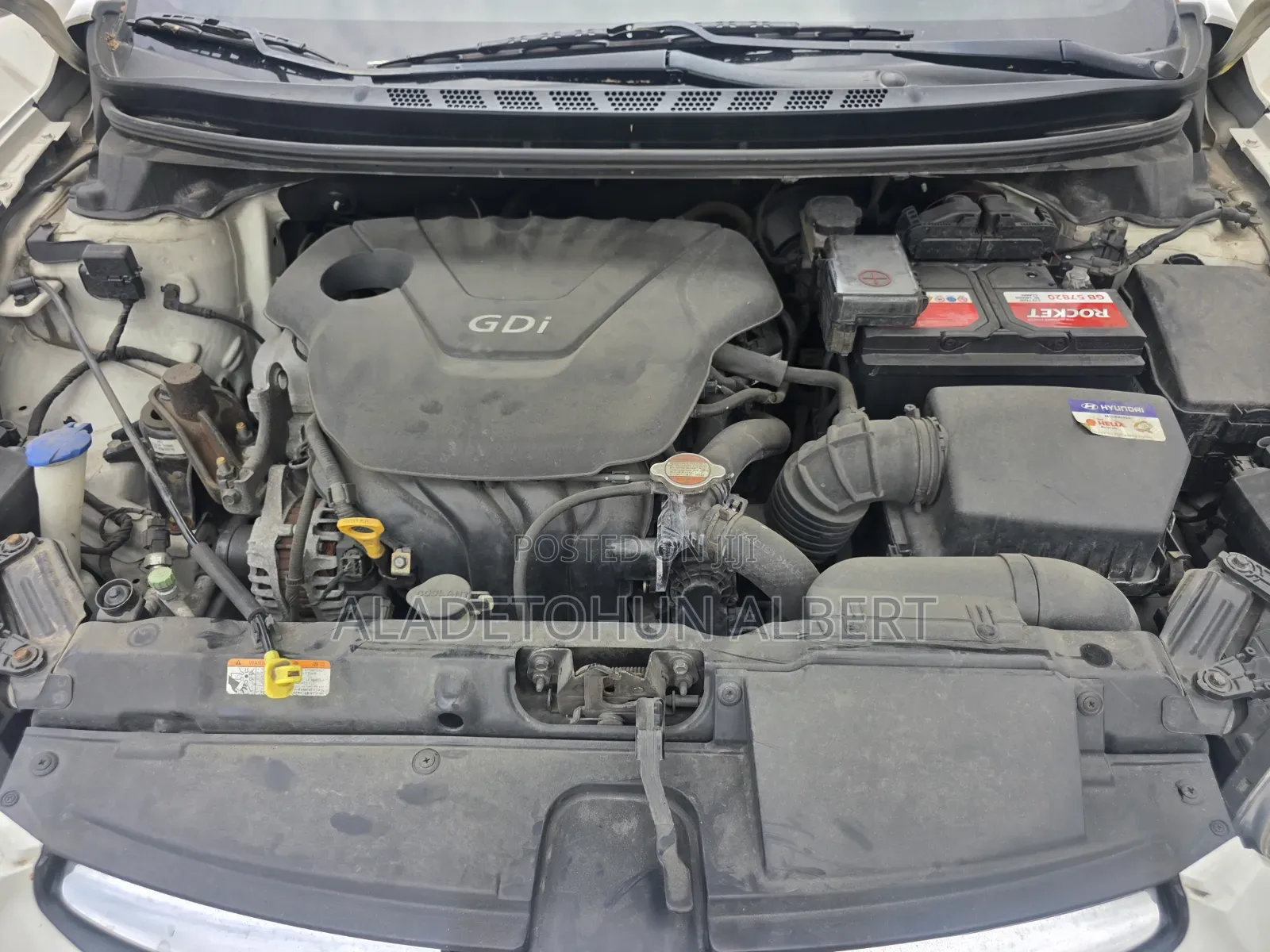 Hyundai Elantra 2010 Silver
