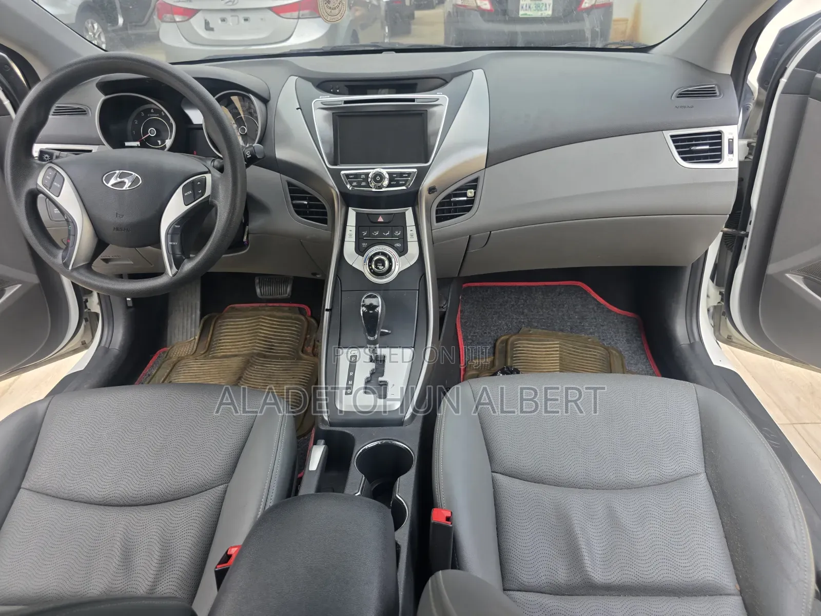 Hyundai Elantra 2010 Silver