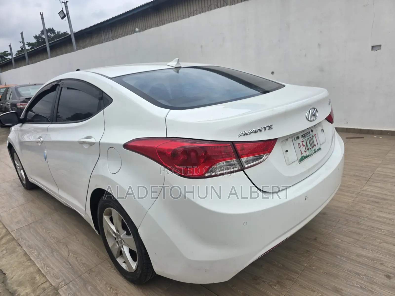 Hyundai Elantra 2010 Silver