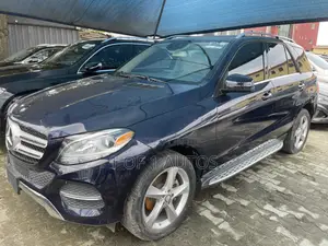 Mercedes-Benz GLE-Class GLE 350d 4MATIC 2016 Blue