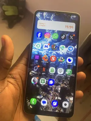Samsung Galaxy A05 64 GB Gray