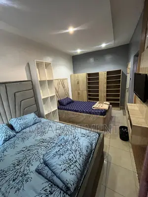 Girls House