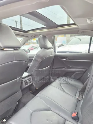 Toyota Camry XSE FWD (2.5L 4cyl 8AM) 2018 Burgundy