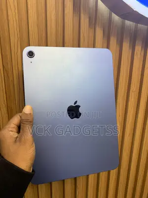 Apple iPad (2025) 128 GB Blue