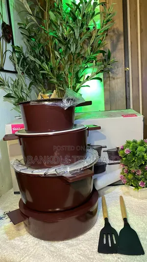 Set of Ceramic Cooking Pots