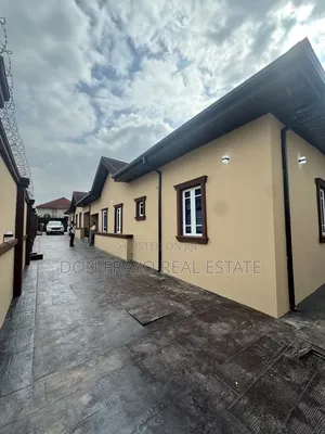 3bdrm Apartment in Akala Estate, Akobo for rent
