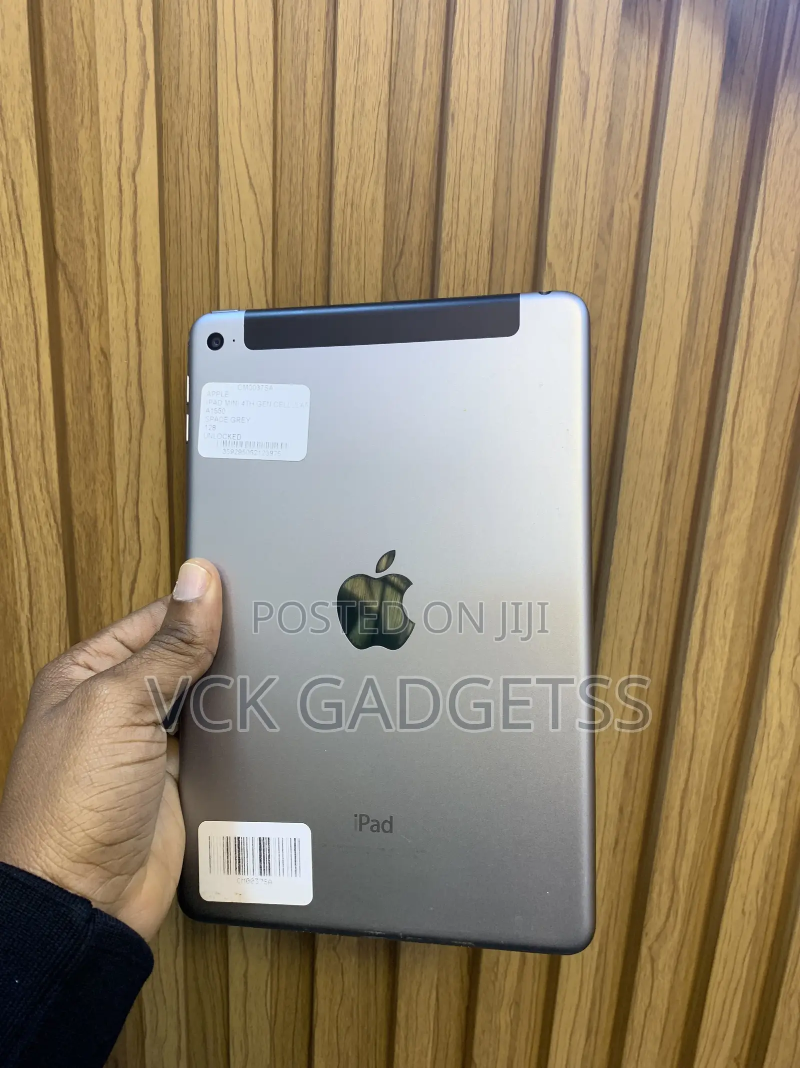 Apple iPad mini 4 128 GB Gray