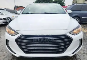 Hyundai Elantra SE 2018 White