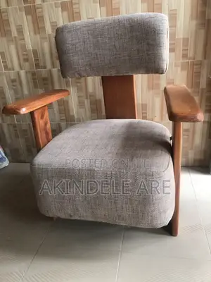 Single Chair