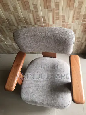 Single Chair