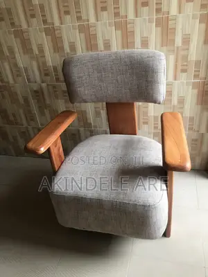 Single Chair