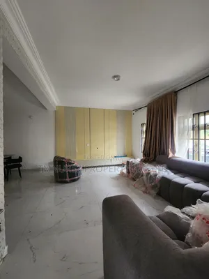 3bdrm Duplex in Lekki Phase 1 for rent