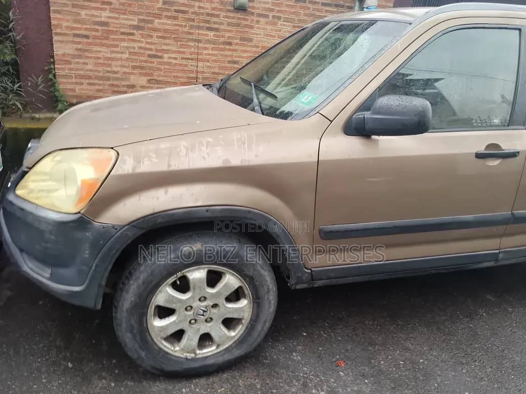 Honda CR-V 2004 Gold