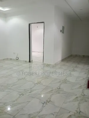2bdrm Block of Flats in City College, Karu for rent