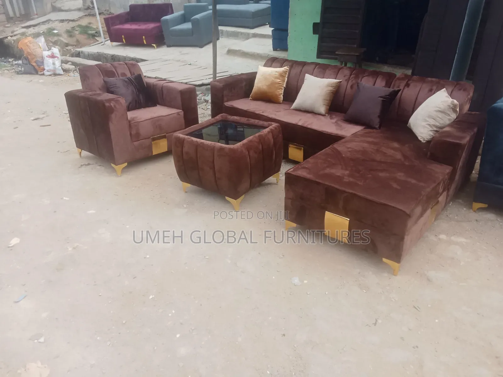 Quality L Shape With Single and Centre Table