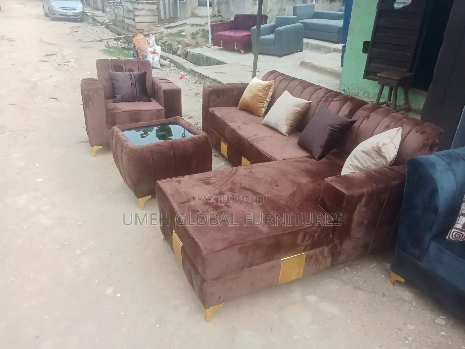 Quality L Shape With Single and Centre Table