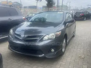 Toyota Corolla 2013 Gray