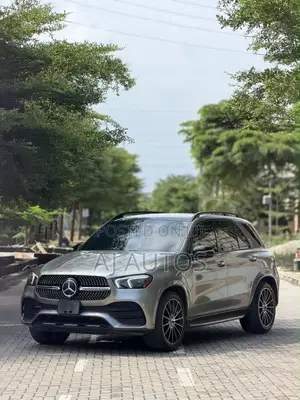 Mercedes-Benz GLE-Class 2020 Brown