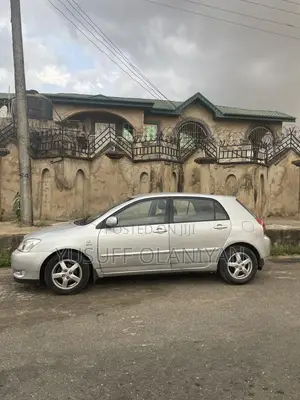Toyota Corolla Sedan 2004 Silver